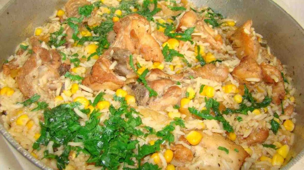 Galinhada Mineira (Brazilian Chicken & Rice): Authentic Recipe