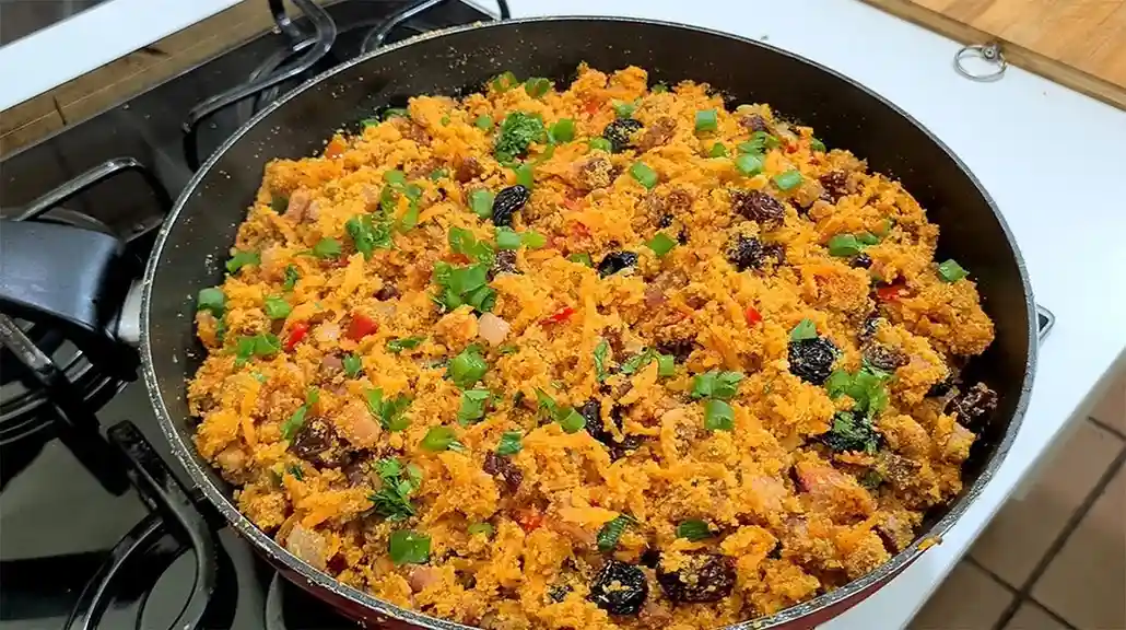 Best Bacon Farofa Recipe at Home